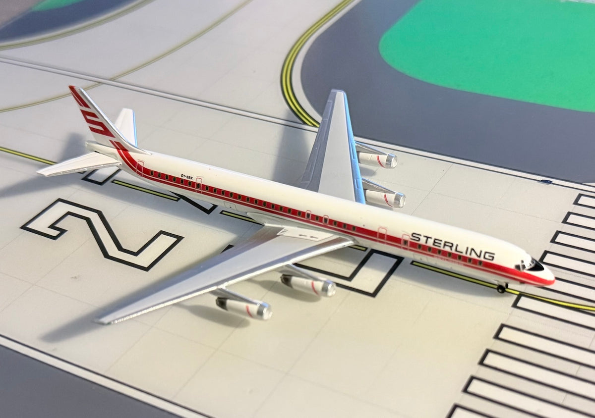 Sterling Douglas DC-8-63 OY-SBK 1980's colors 1:400 scale diecast Aeroclassics