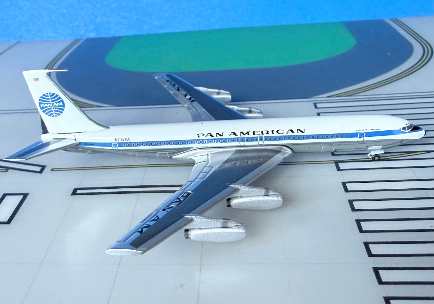Pan American Boeing 707-321 N716PA Delivery 1:400 scale diecast Aeroclassics