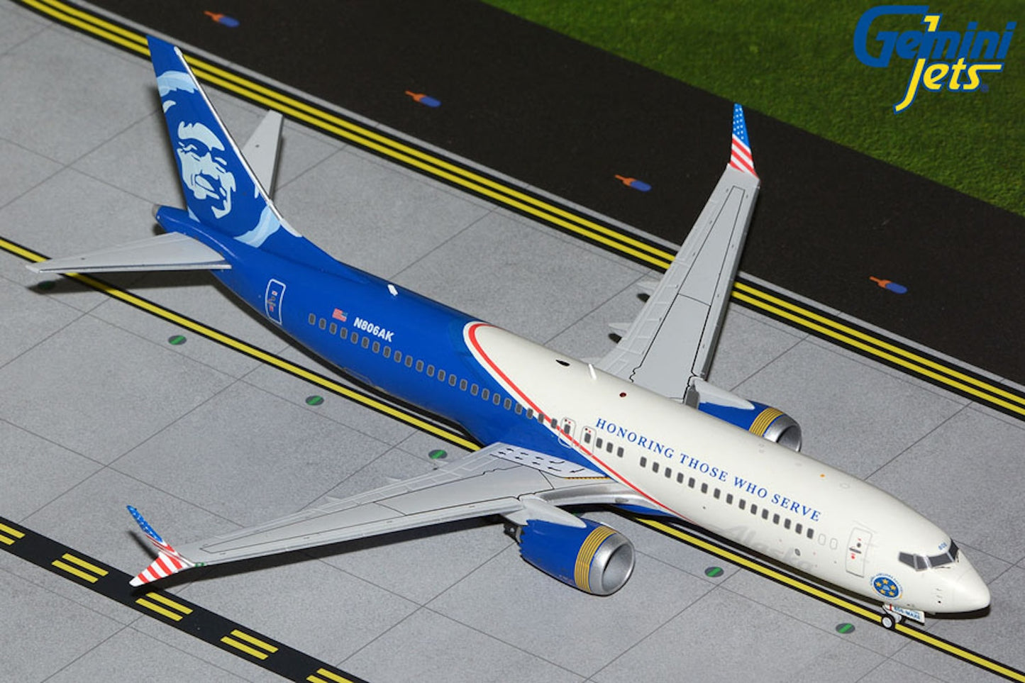 Alaska Boeing 737 Max 8 N806AK Honoring Those Who Serve 1:200 scale diecast Geminijets