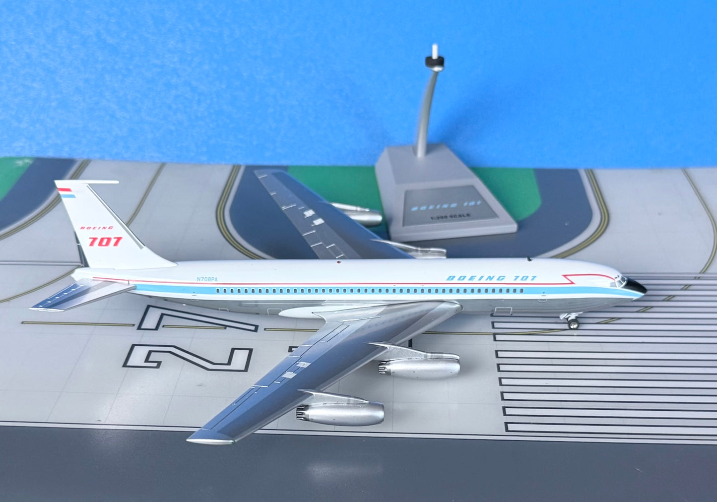 Boeing 707-100 N708PA First 707 ever Polished 1:200 scale diecast Inflight 200 Models