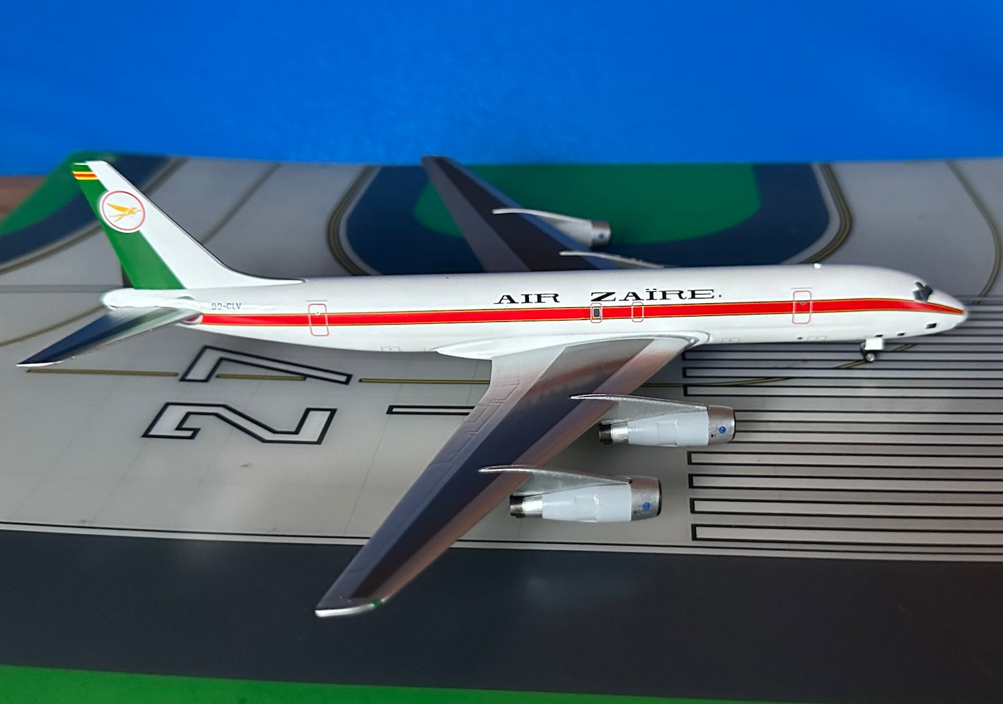 Air Zaire Douglas DC-8-54 9Q-CLV 1980s colors 1:200 scale diecast Aeroclassics