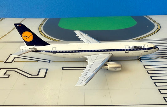 Lufthansa Airbus A300B4 D-AIBA 1970s delivery 1:400 scale diecast Aeroclassics