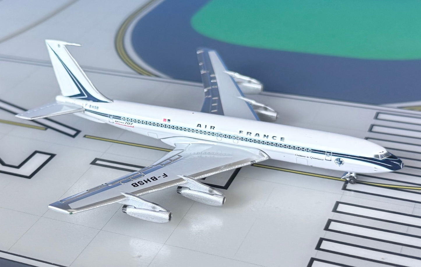Air France Boeing 707-328 F-BHSB delivery colors 1:400 scale diecast Aeroclassics