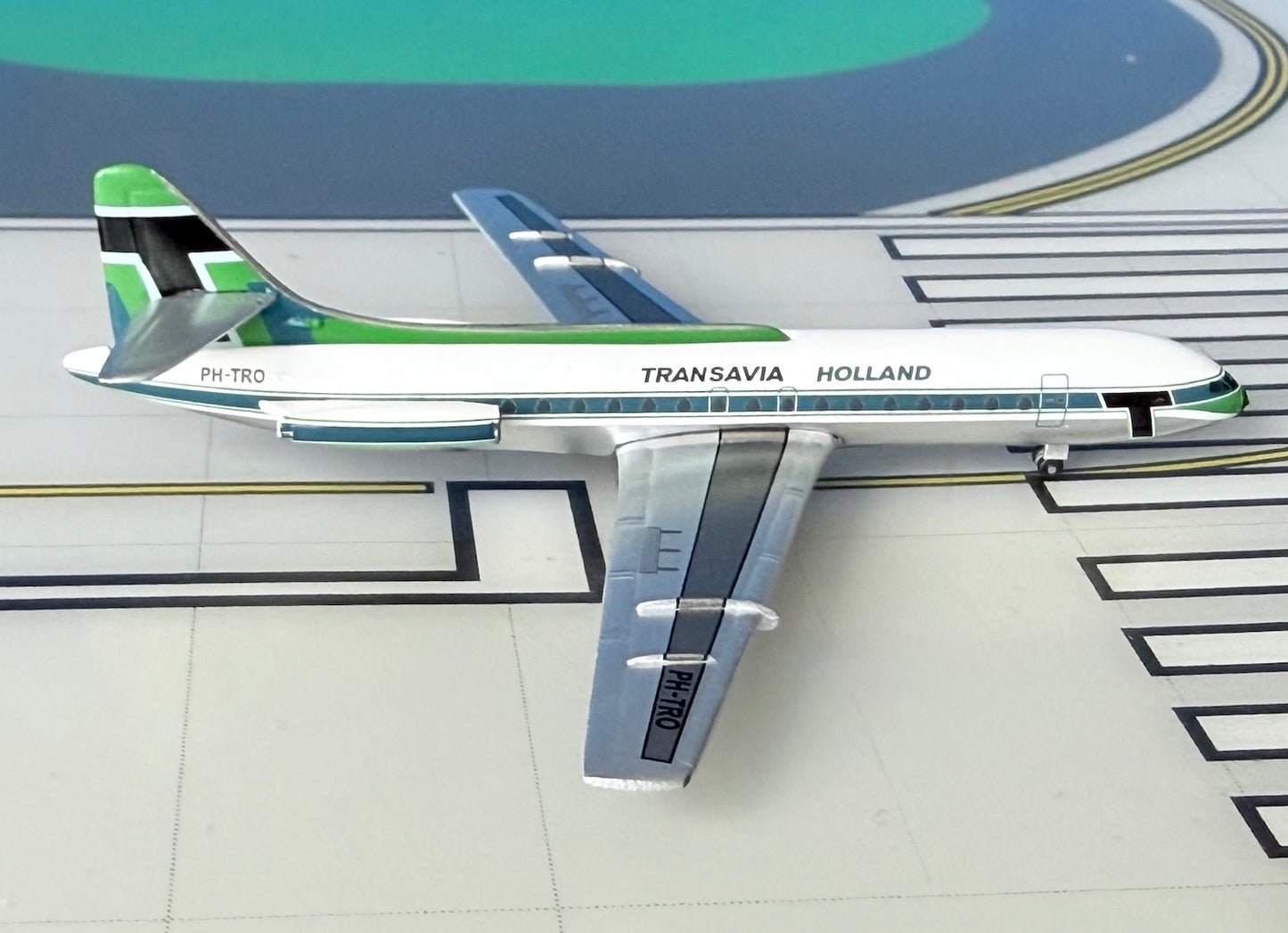 Transavia Holland Caravelle III PH-TRO 1970s colors 1:400 diecast Aeroclassics