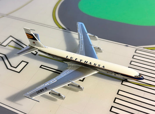 Lufthansa Boeing 707-430 D-ABOC Delivery colors 1:400 scale diecast Aeroclassics