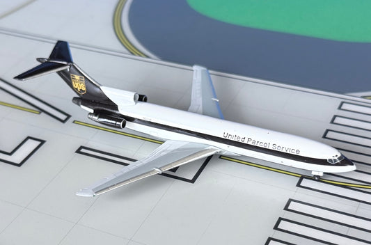 UPS Boeing 727-200/Adv(F) N207UP 1990s colors 1:400 scale diecast Aeroclassics