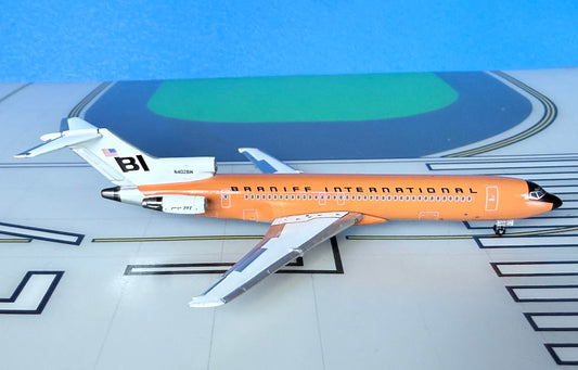 Braniff Boeing 727-200 N402BN Orange Jellybean 1:400 scale diecast Aeroclassics