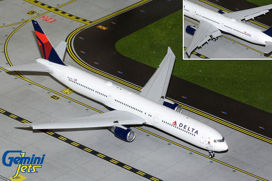 Delta Boeing 767-400ER N842MH current, flaps down 1:200 scale diecast GeminiJets