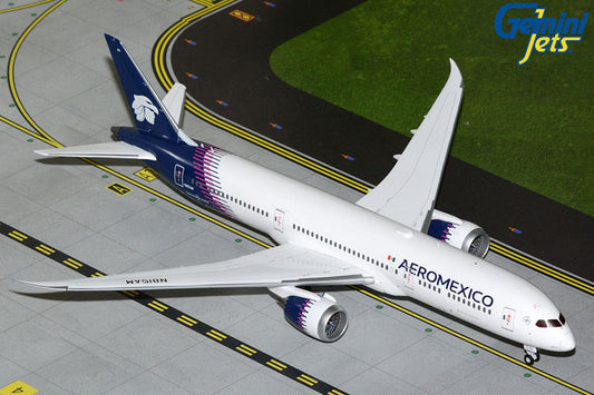 AeroMexico Boeing 787-9 N815AM Current colors 1:200 scale diecast GeminiJets