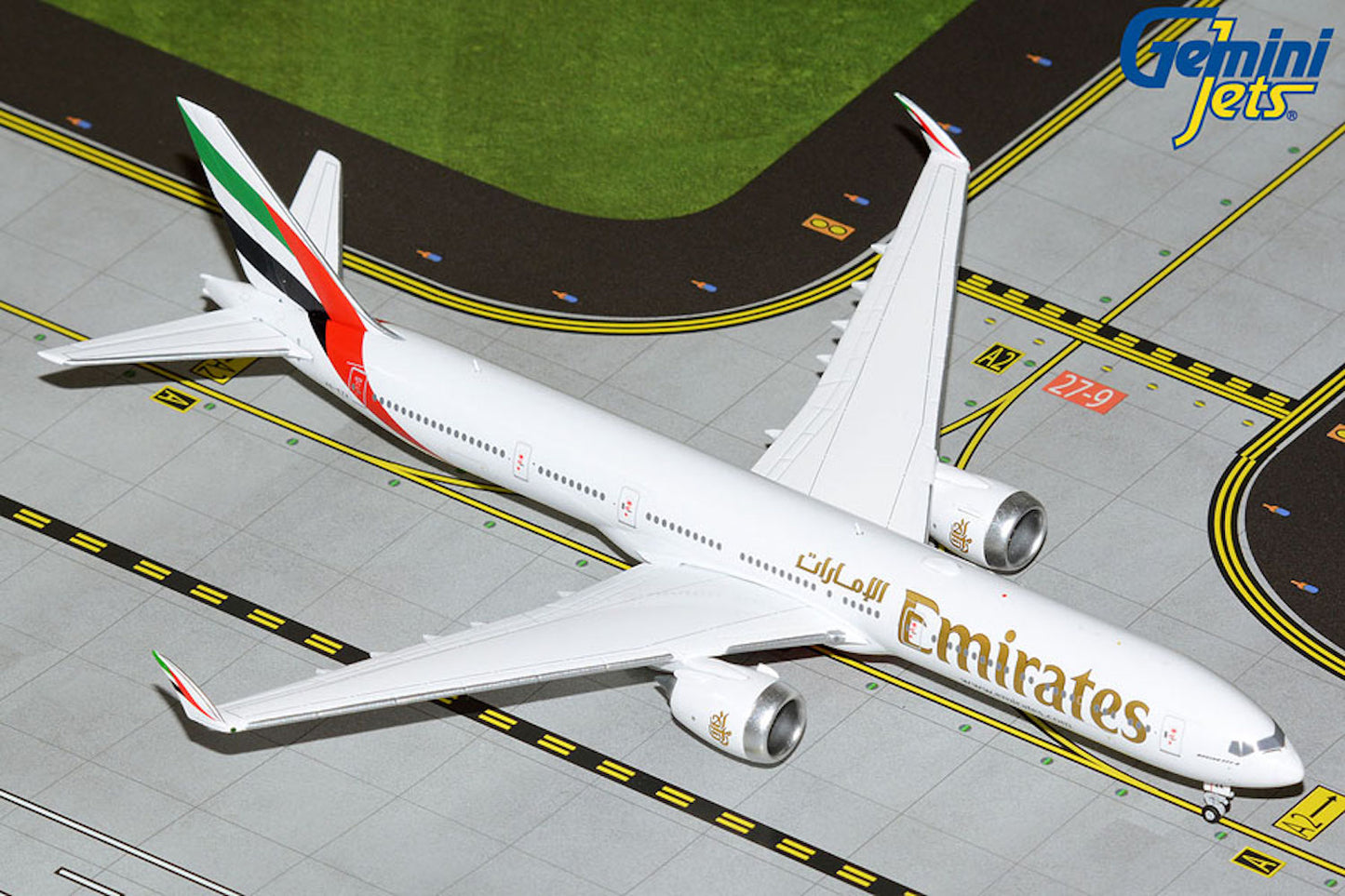 Emirates Boeing 777-9 A6-EZA with Folded Wings 1:400 scale diecast GeminiJets