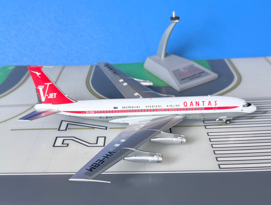 Qantas Boeing 707-138B VH-EBM delivery V-Jet colors, polished 1:200 scale diecast Inflight Models