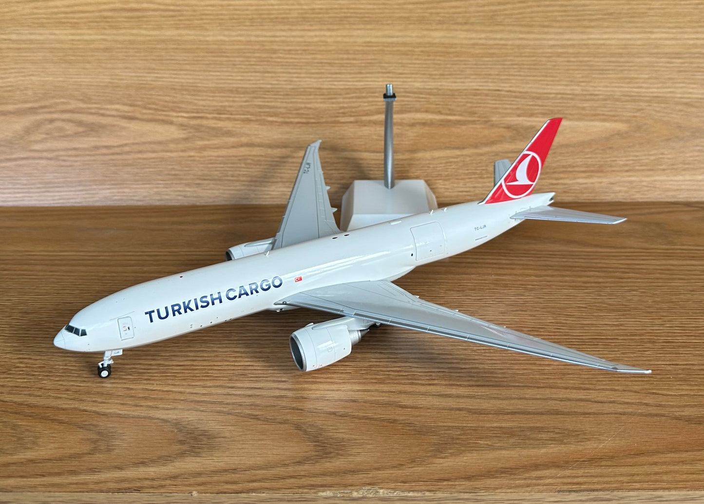 Turkish Cargo Boeing 777-F TC-LJR current colors 1/200 scale diecast JC Wings