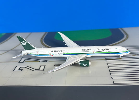 Saudia Boeing 787-10 HZ-AR33 The Red Sea, flaps down 1:400 scale diecast JC Wings