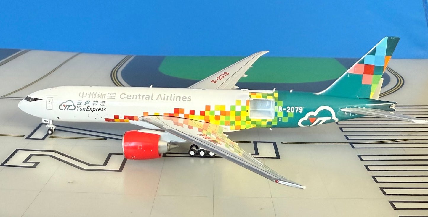 Central Airlines Boeing 777-200LRF B-2079 Yun Expres 1:400 scale diecast JC Wings