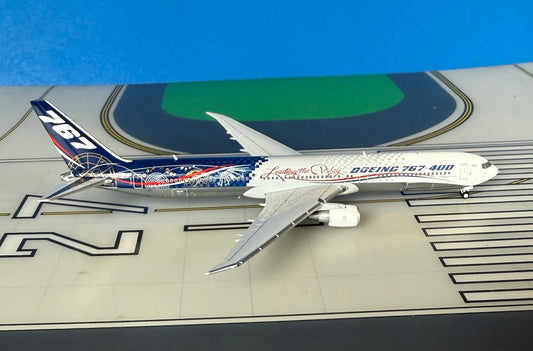Boeing 767-400ER N76400 Boeing Leading the Way 1:400 scale diecast JC Wings