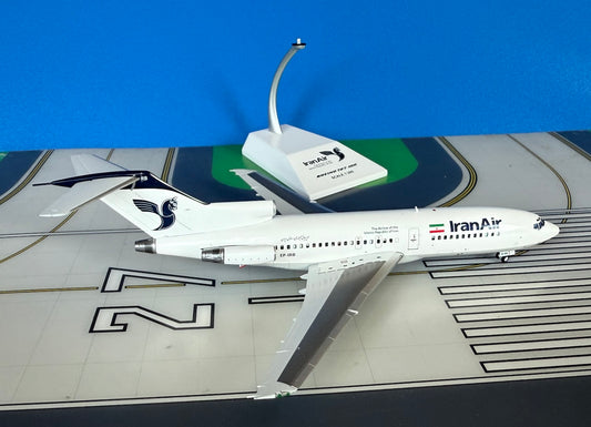 Iran Air Boeing 727-100 EP-IRB 1990s colors, see through windows 1:200 scale diecast JC Wings