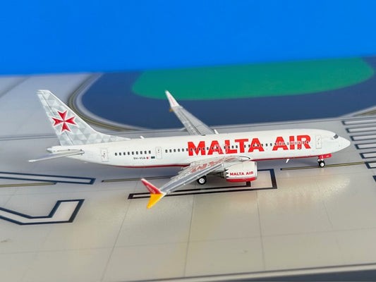 Malta Air Boeing 737-Max8 9H-VUA curren colors 1:400 diecast JC Wings