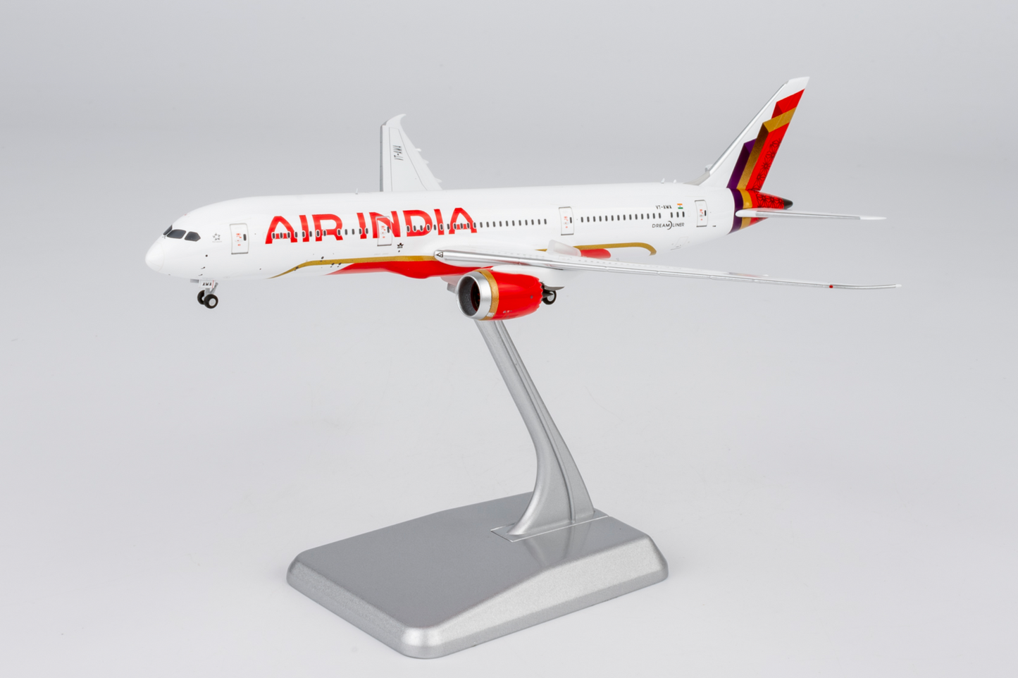 Air India Boeing 787-9 VT-AWA New colors Ultimate series 1:400 scale diecast NG Models