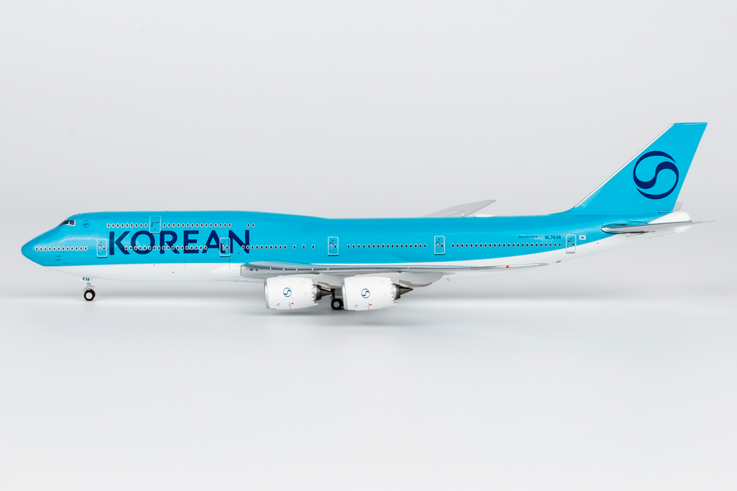 Korean Air Boeing 747-8 HL7638 current colors 1:400 scale diecast NG Models