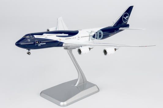 Lufthansa Boeing 747-8 D-ABYN 100 years colors Ultimate series 1:400 scale diecast NG Models