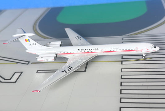 Tarom llyushin IL-62 YR-IRA 1970s colors 1:400 scale diecast Phoenix Models