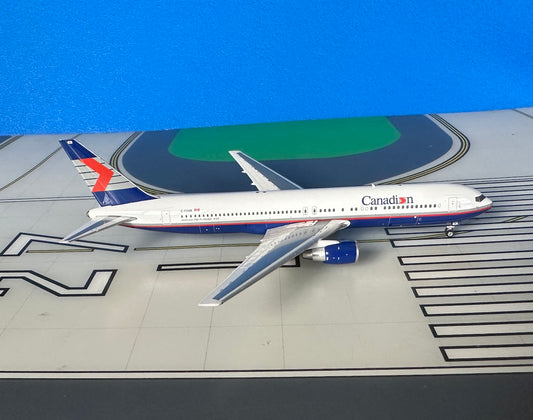 Canadian Boeing 767-300ER C-FCAB 1990s colors 1:400 scale diecast Phoenix Models