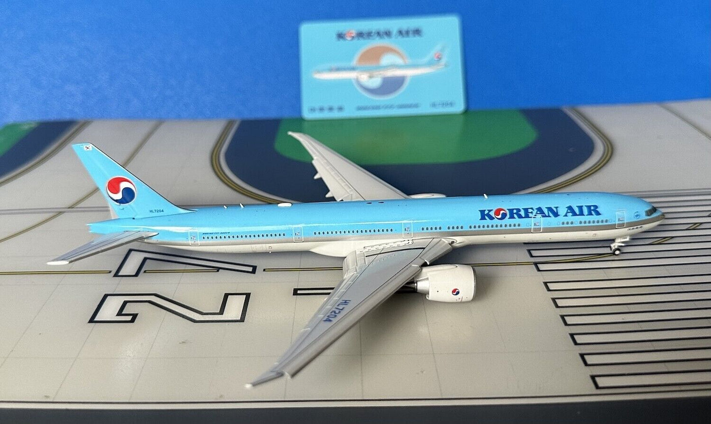 Korean Air Boeing 777-300ER HL7204 Flaps down 1/400 scale diecast JC Wings
