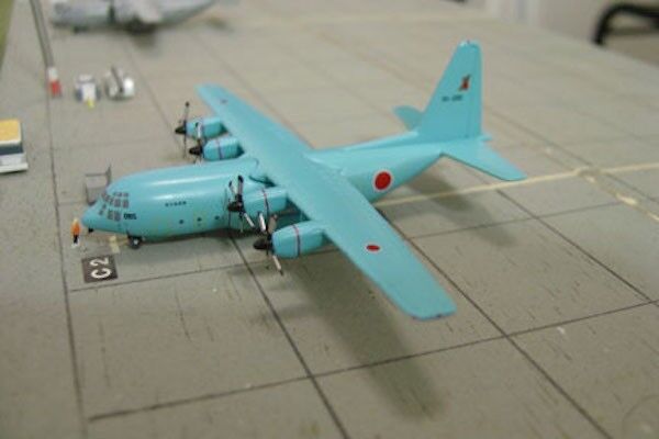 Japan Air Self Defense Force C-130H 05-1085 1/400 scale diecast GeminiMacs