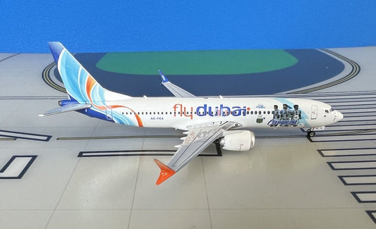 FlyDubai Boeing 737 Max 8 A6-FKA Vamos Argentina 1/400 scale diecast Phoenix Models