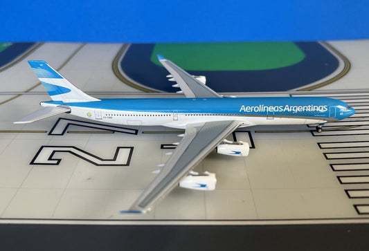 Aerolineas Argentinas Airbus A340-313 LV-CSD 1/400 scale diecast Aeroclassic