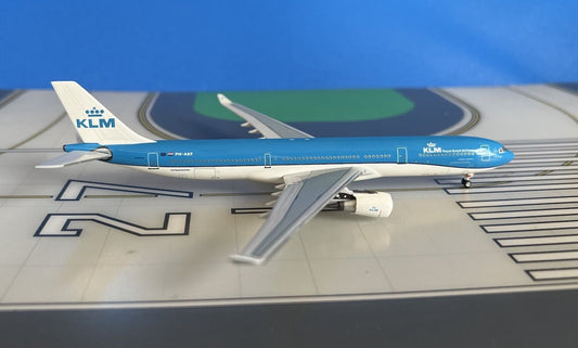 KLM Airbus A330-300 PH-AKF current colors 1/400 scale diecast Aeroclassics