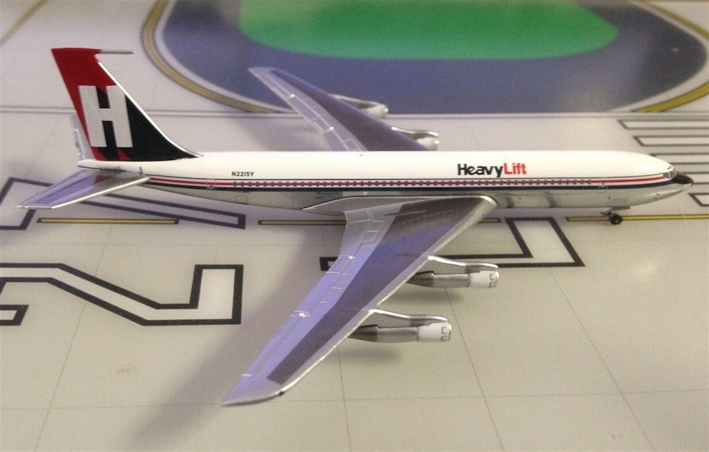 HeavyLift Boeing 707-351C N2215Y 1980's 1/400 scale diecast Aeroclassics