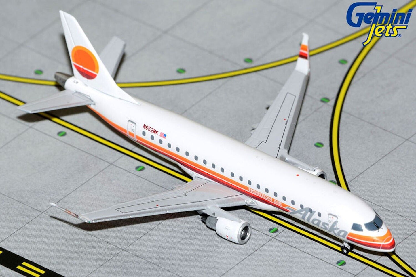 Alaska Embraer ERJ-175 N652MK Horizon Retro 1/400 scale diecast Gemini jets