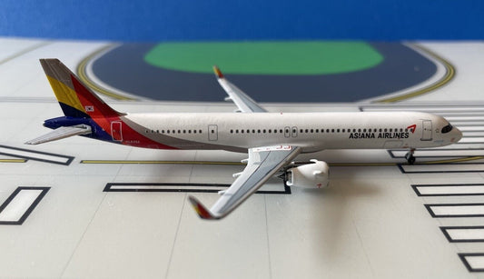 Asiana Airbus A321Neo HL8356 Current colors 1/400 scale diecast Aeroclassics