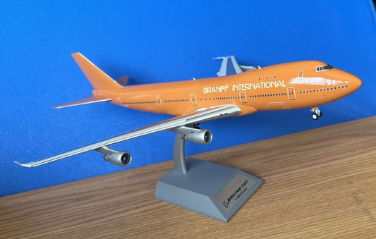 Braniff Boeing 747-100 N610BN Big Orange 1/200 scale diecast Inflight models