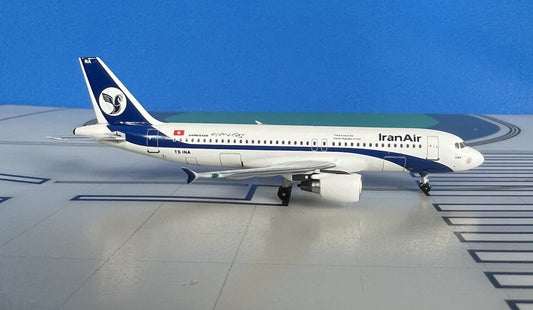 IranAir Airbus A320-214 TS-INA 2000s colors 1/400 scale diecast Aeroclassics