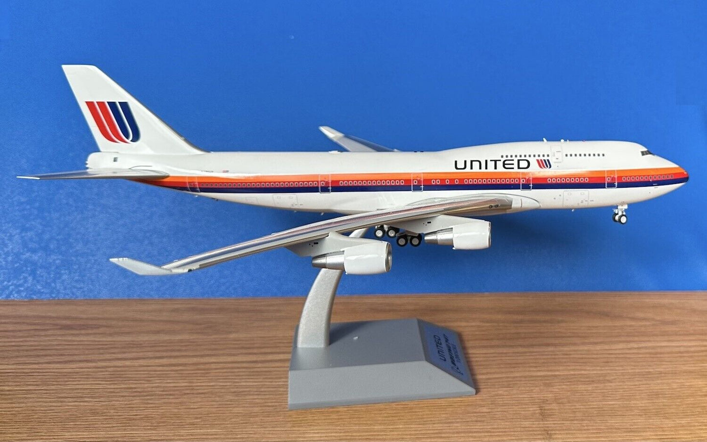 United Boeing 747-422 N186UA Saul Bass 1/200 scale diecast Inflight 200 Models