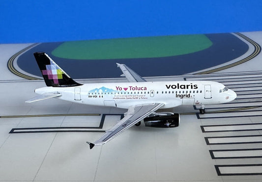 Volaris Airbus A319-132 XA-VOI Toluca 1/400 scale diecast Aeroclassics