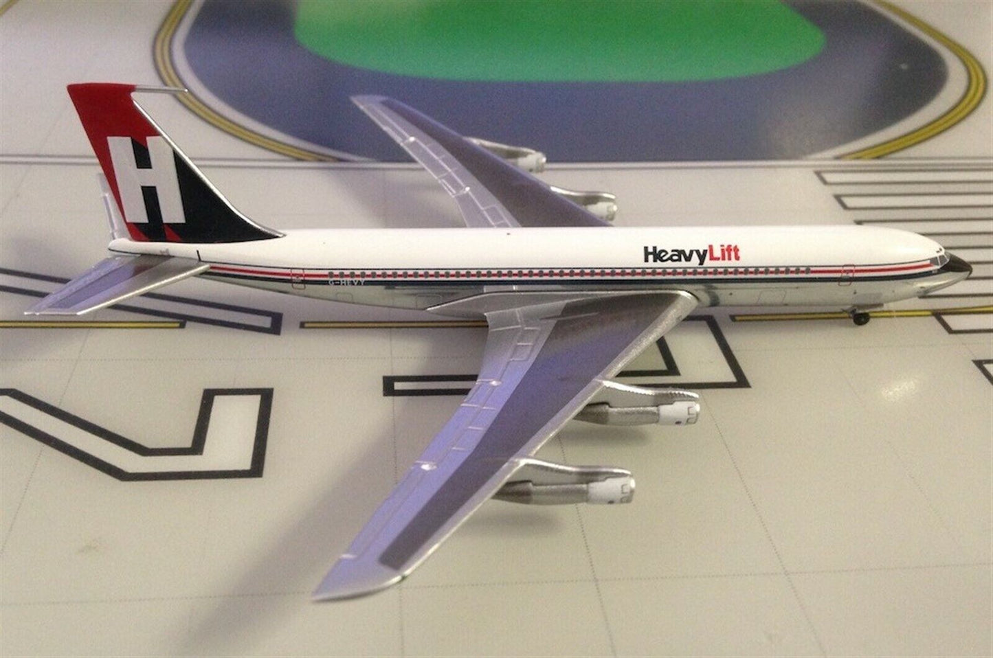 HeavyLift Boeing 707-324C G-HEVY 1990's 1/400 scale diecast Aeroclassics