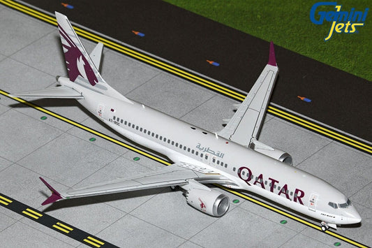 Qatar Airways Boeing 737 Max 8 A7-BSC current 1/200 scale diecast Gemini jets