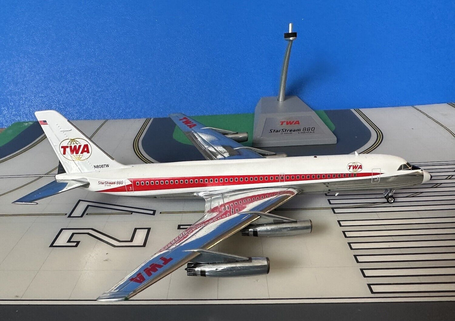 TWA Convair 880-22-1 N806TW Twin Globes, polished 1/200 scale diecast Inflight Models