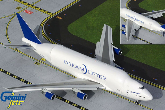 Boeing 747LCF DreamLifter N718BA Open Fuselage, Flaps down 1/200 scale diecast Gemini