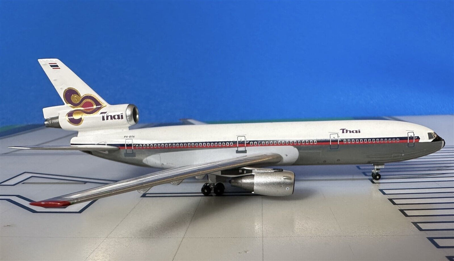 THAI McD Douglas DC-10-30 PH-DTK 1/400 scale diecast Aeroclassics